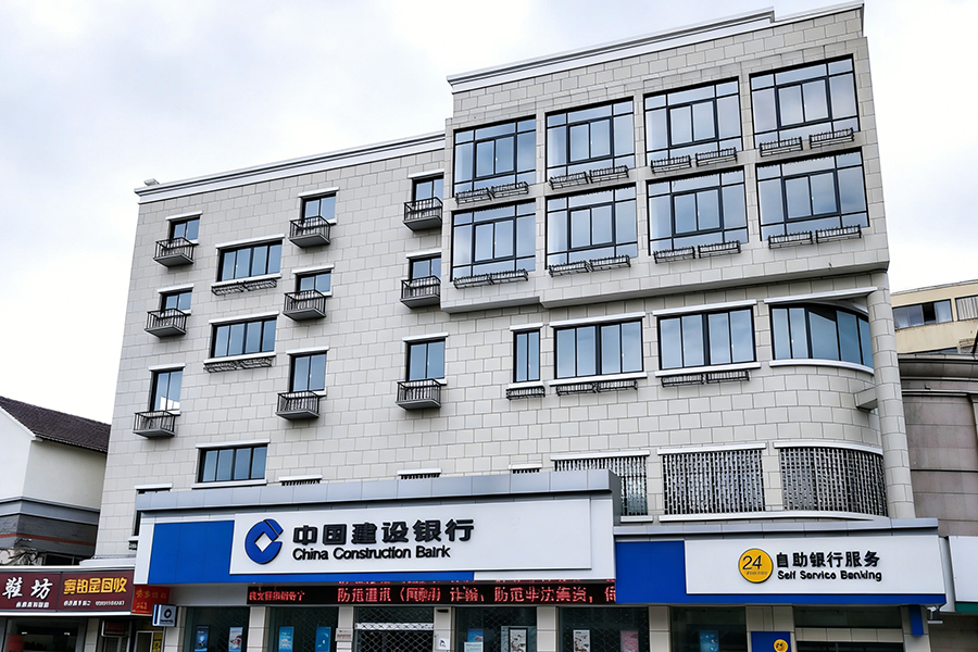 하이닝성 장안진 Xiuchuan Road 개조(화강암 및 타일 포장)